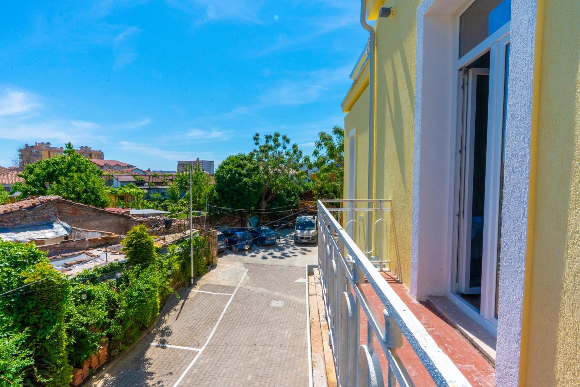 Gjuhadoli Hotel Restaurant Shkoder Luaran gambar