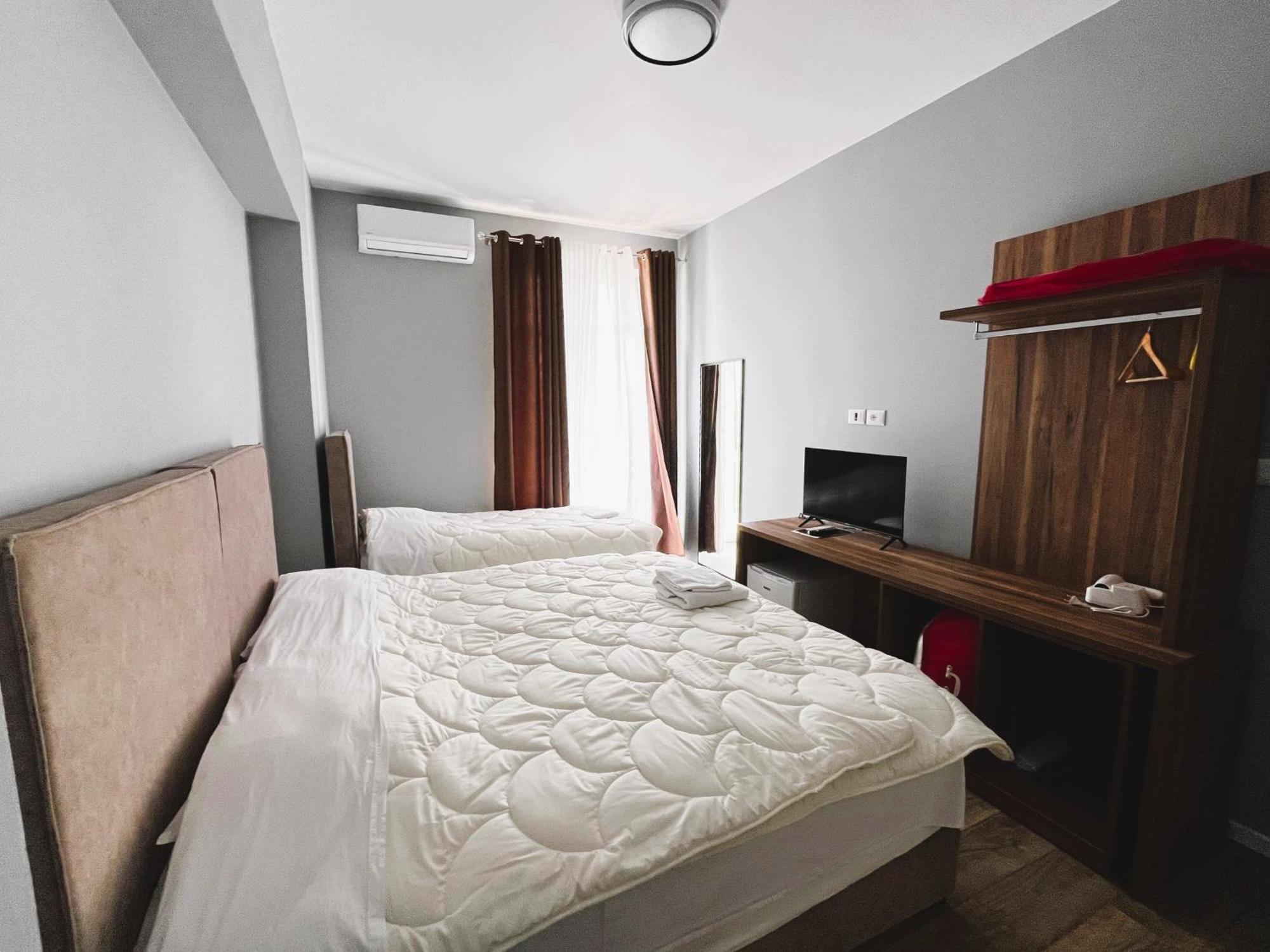 Gjuhadoli Hotel Restaurant Shkoder Luaran gambar