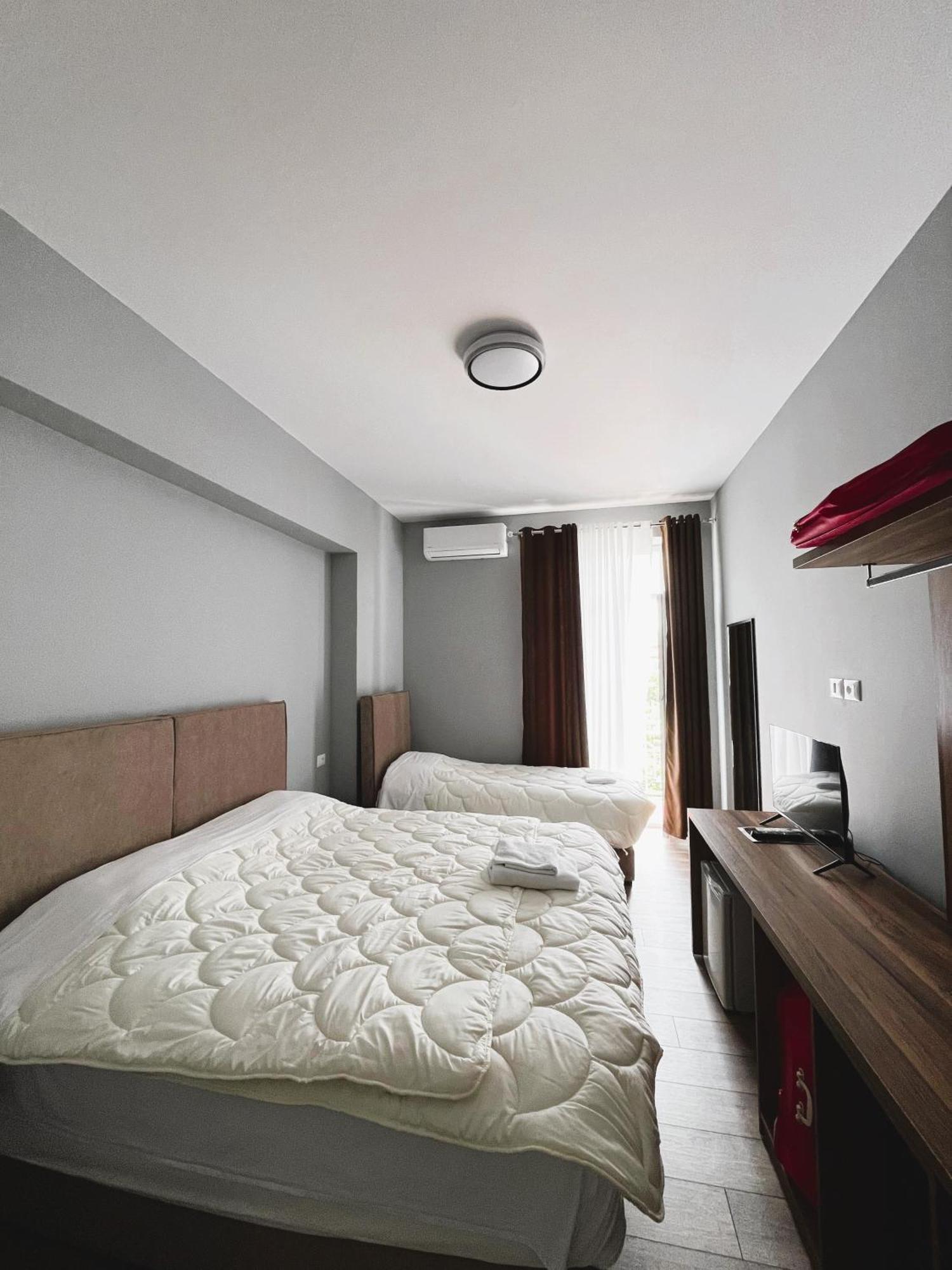 Gjuhadoli Hotel Restaurant Shkoder Luaran gambar