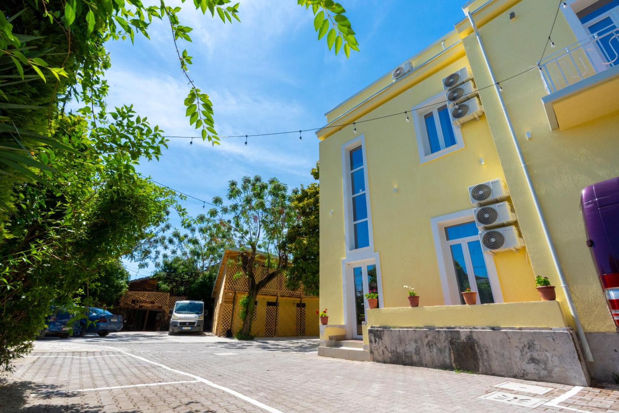 Gjuhadoli Hotel Restaurant Shkoder Luaran gambar
