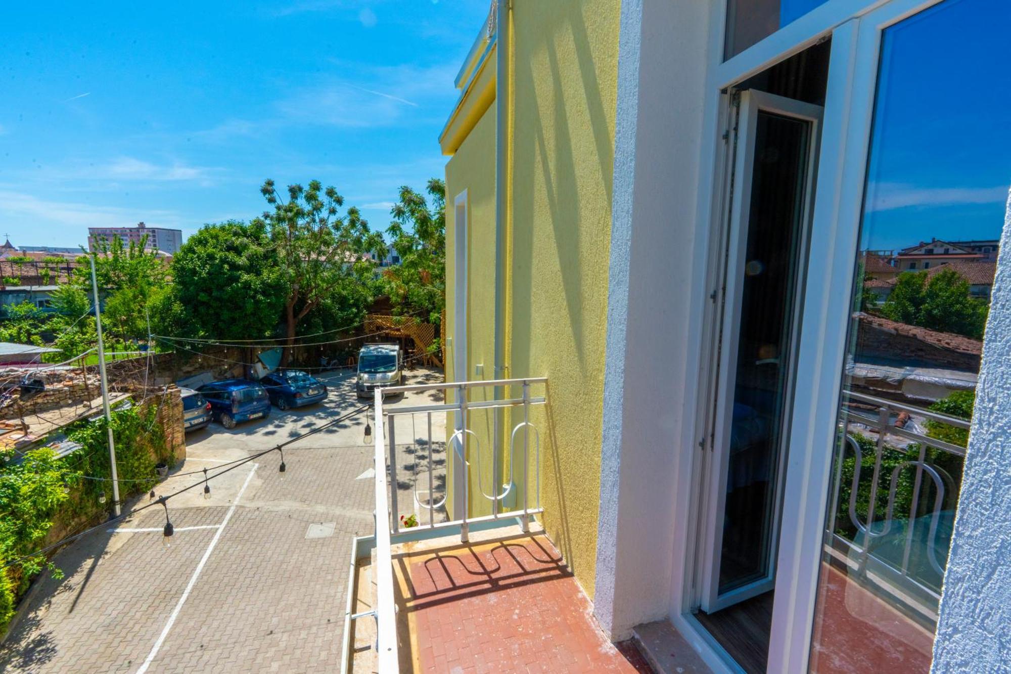Gjuhadoli Hotel Restaurant Shkoder Luaran gambar