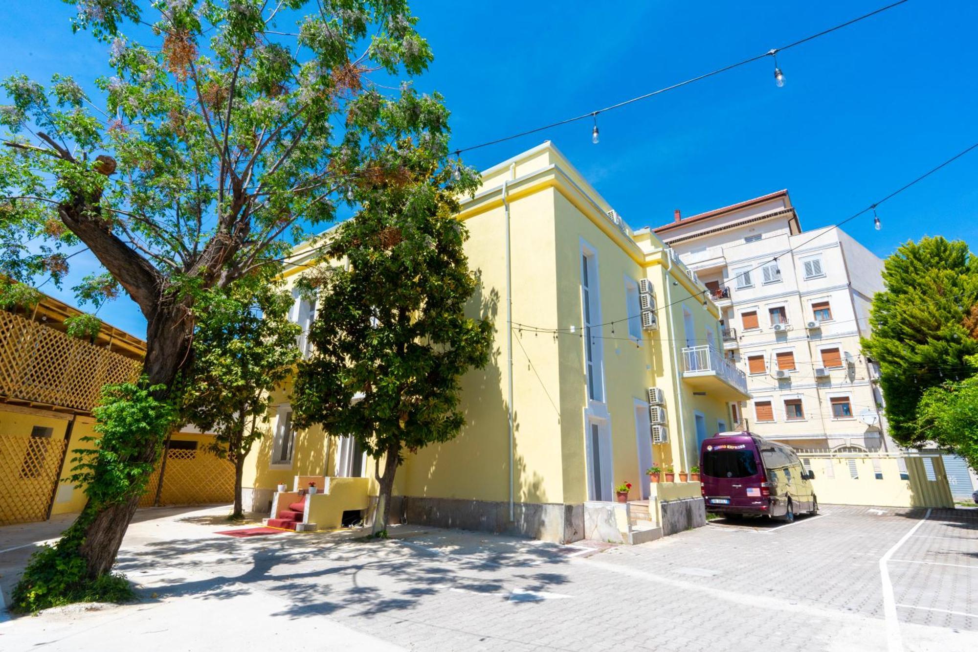 Gjuhadoli Hotel Restaurant Shkoder Luaran gambar