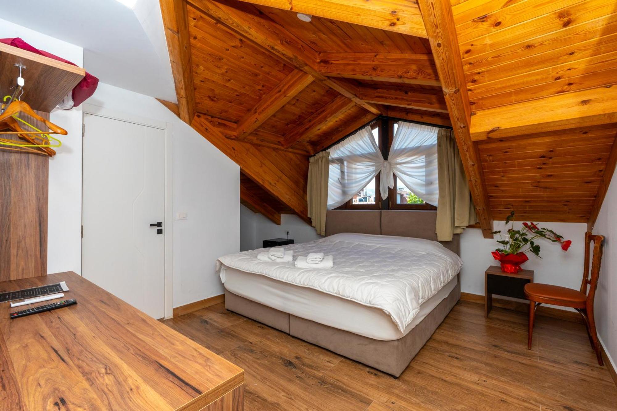 Gjuhadoli Hotel Restaurant Shkoder Luaran gambar